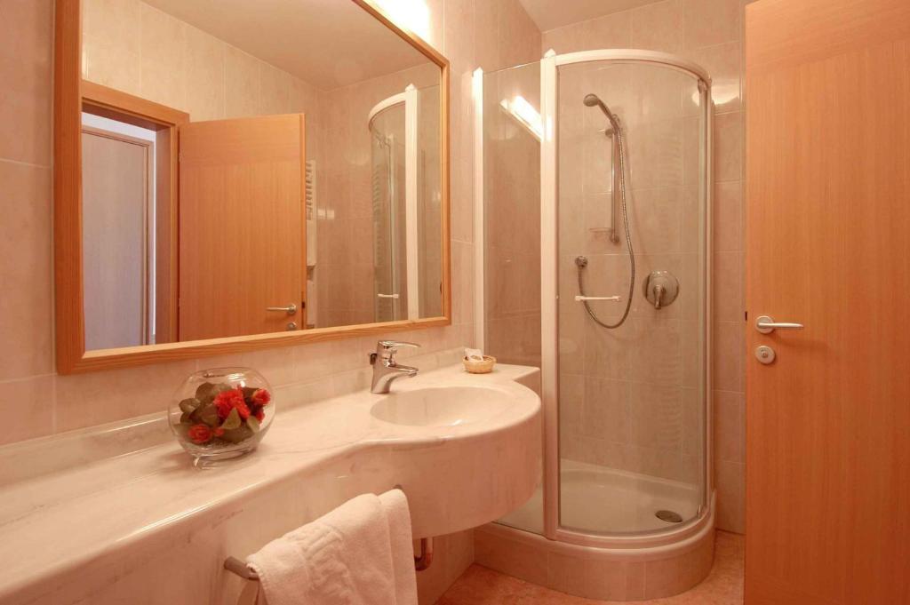 Hotel Foerstlerhof Postal / Burgstall Bilik gambar