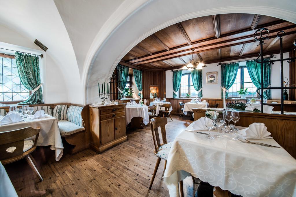 Hotel Foerstlerhof Postal / Burgstall Luaran gambar