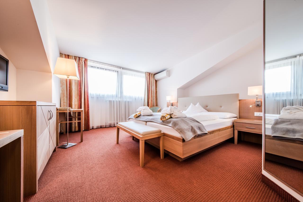 Hotel Foerstlerhof Postal / Burgstall Luaran gambar