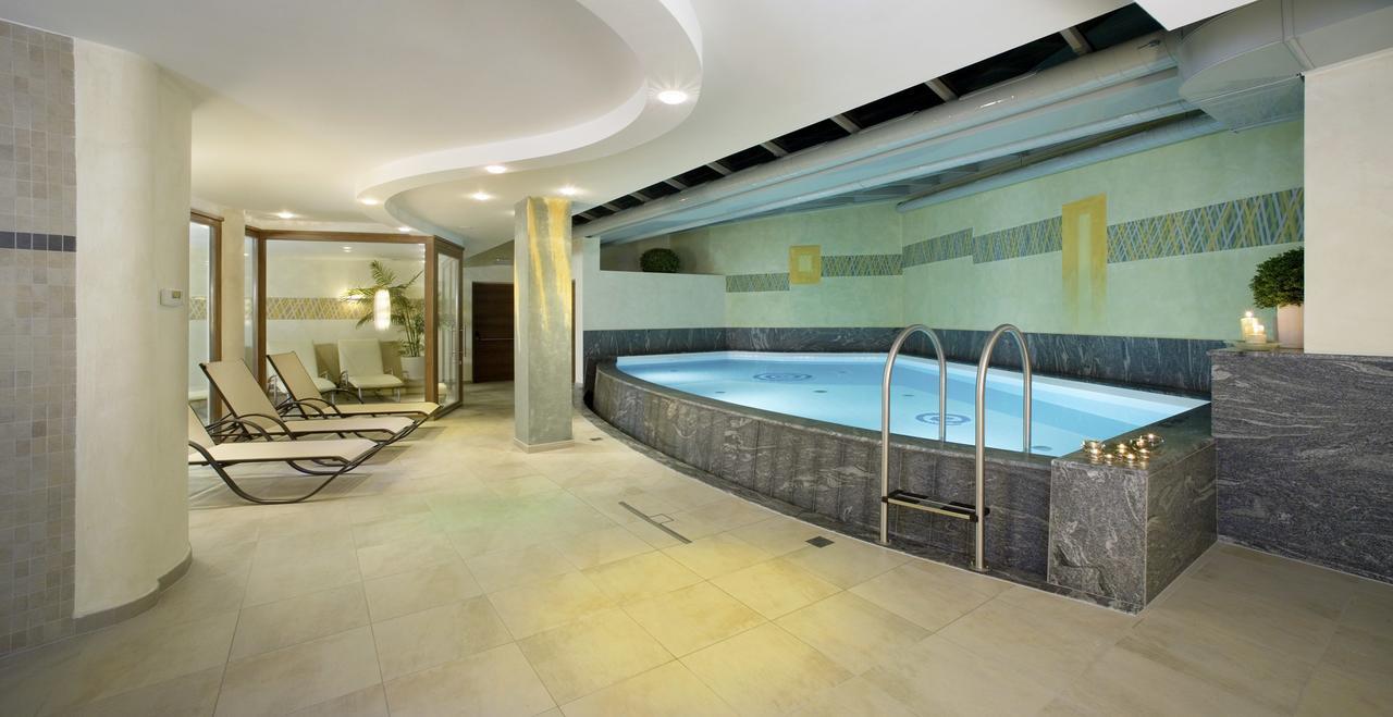 Hotel Foerstlerhof Postal / Burgstall Luaran gambar
